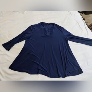 new directions Navy Blue V-Notch Flowy Tunic Top